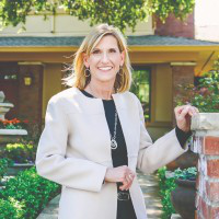 Leslie Woods avatar image