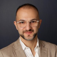 Mo Bazazi avatar image