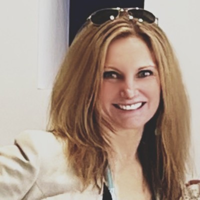 Leslie Kesselring avatar image