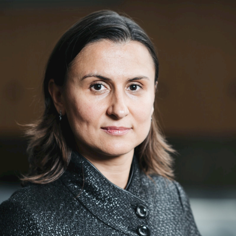 Cristina Henrik avatar image