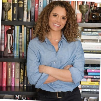 Julia Puntoriero avatar image