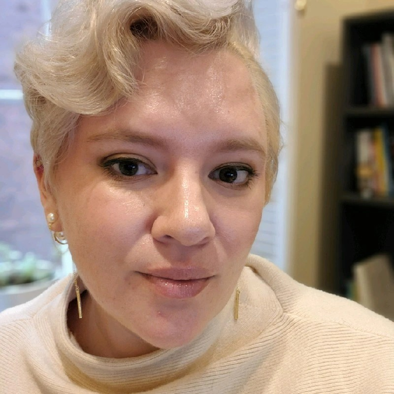 Kelly Tucker avatar image