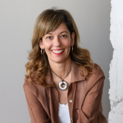 Mónica González Ortín avatar image