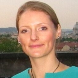 Catrin Meurig avatar image