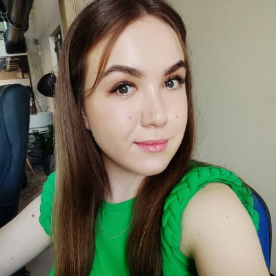 Oksana Lysenko avatar image