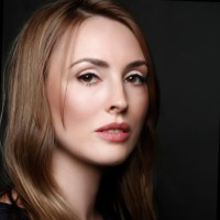 Lois Day avatar image