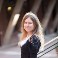 Luba Elliott avatar image