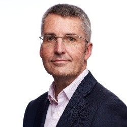 Simon D. avatar image