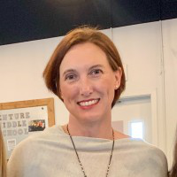 Danielle Paige avatar image