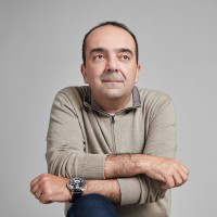 Javier 魔术师 avatar image