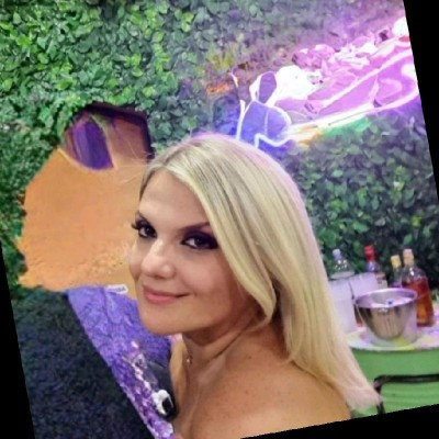 Cristiane Sanches avatar image