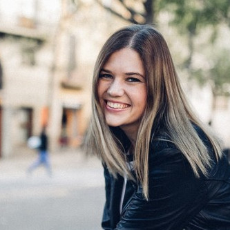 Anya Shkurko avatar image