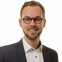 Dr. Lars Oehler avatar image