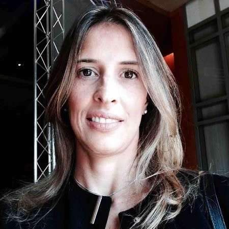 Luciana Pulga avatar image