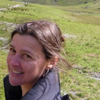 Julia Bennett avatar image