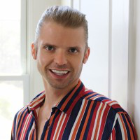 Adam Izen avatar image