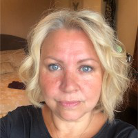 Julia Suiter avatar image