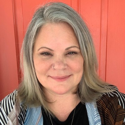 Stephanie Barna avatar image