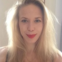 Anna Here avatar image