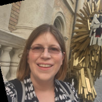 Victoria Nicholl avatar image