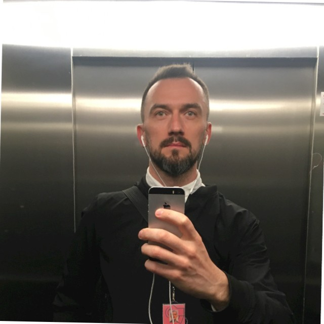 Marcin Kowalik avatar image