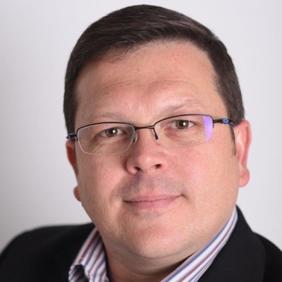 Leendert Grobbelaar avatar image