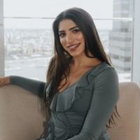 Natalie Davis avatar image