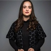 Elizabeth Webb avatar image