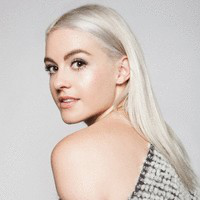 Nina Farran avatar image