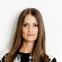 Victoria Ravest avatar image