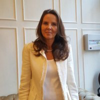 Andrea Sinclair avatar image