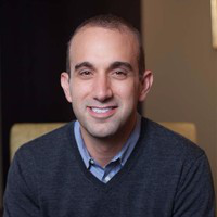 Mihran Yenikomshian avatar image