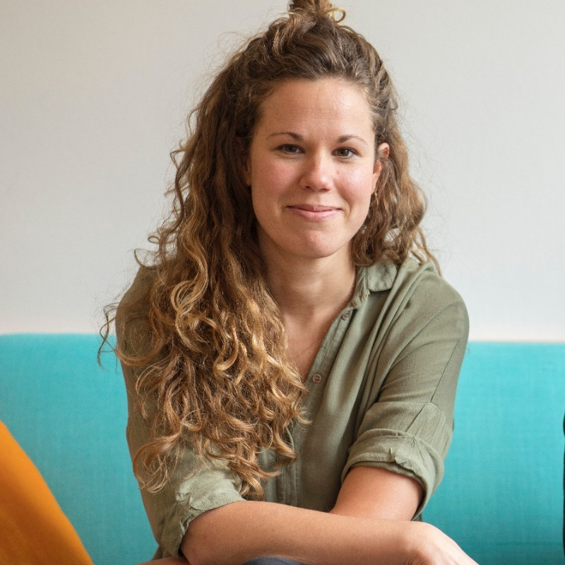 Jana Bürkert avatar image