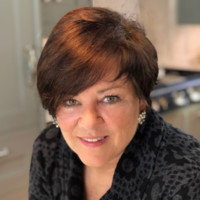 Dana Bowers avatar image