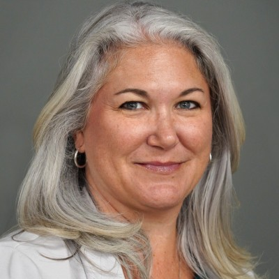 Elise Pierce avatar image