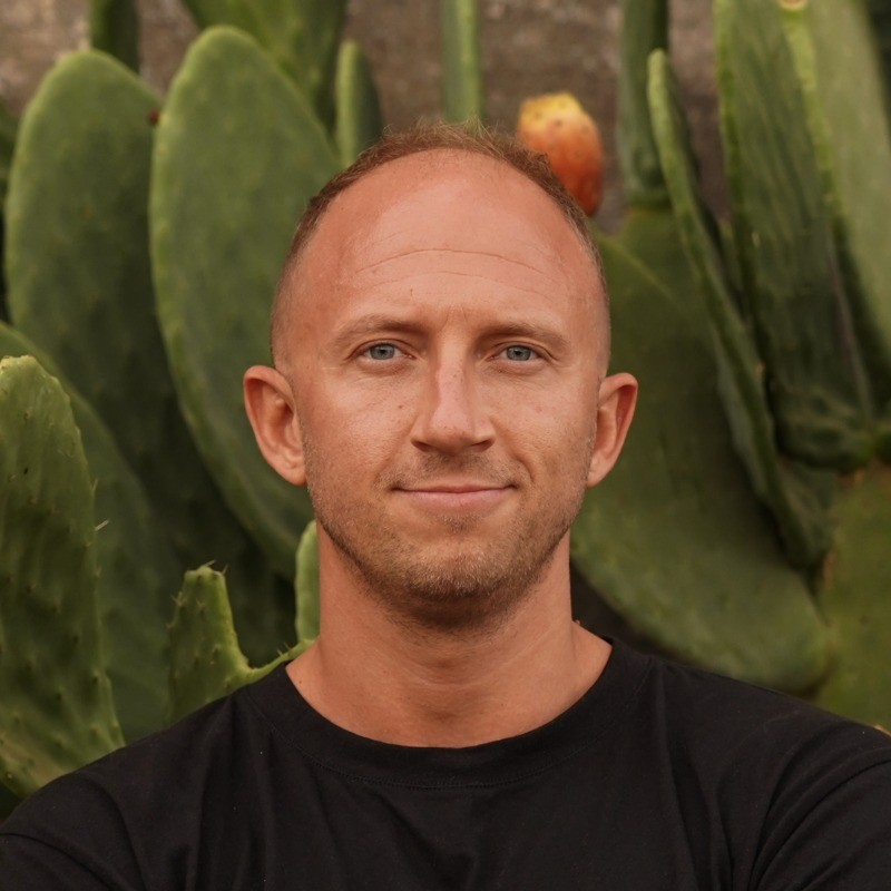 Michal Kolasa avatar image