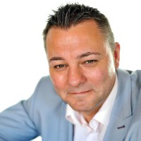 Andrew Powell avatar image