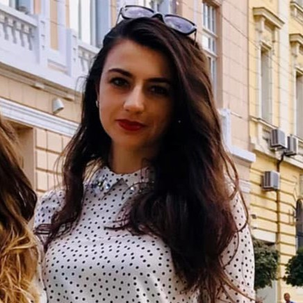 Lena Borislavova avatar image