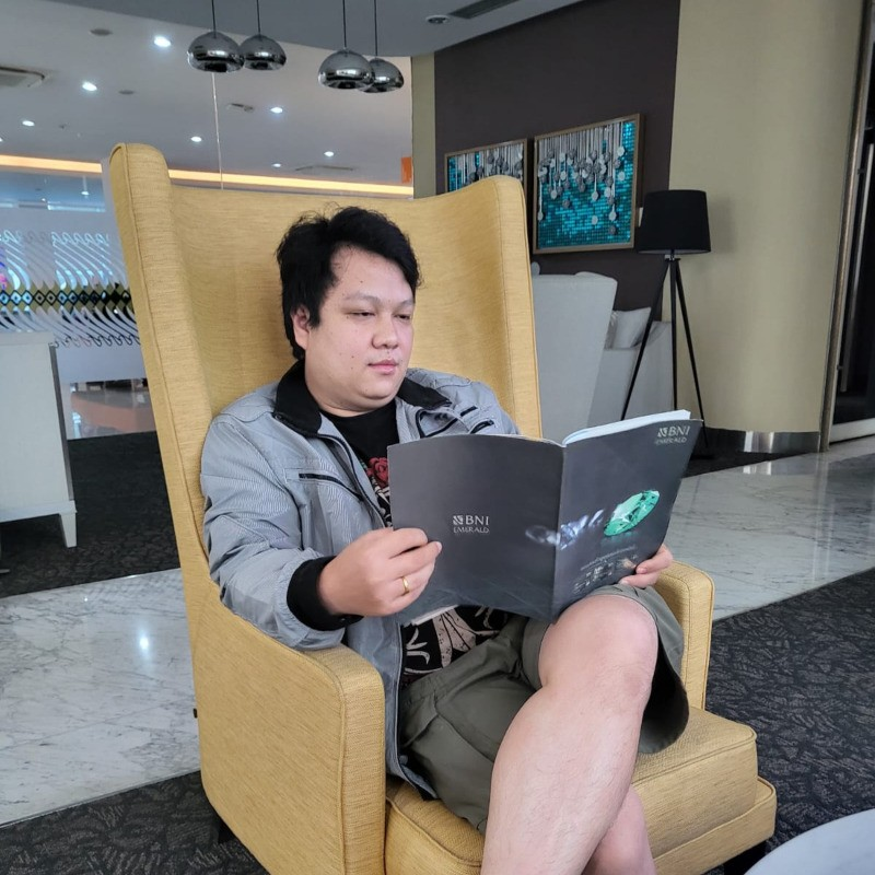 Yohanes Sastra avatar image