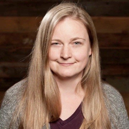 Valerie Weagle avatar image