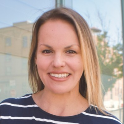 Laura E. Nelson avatar image