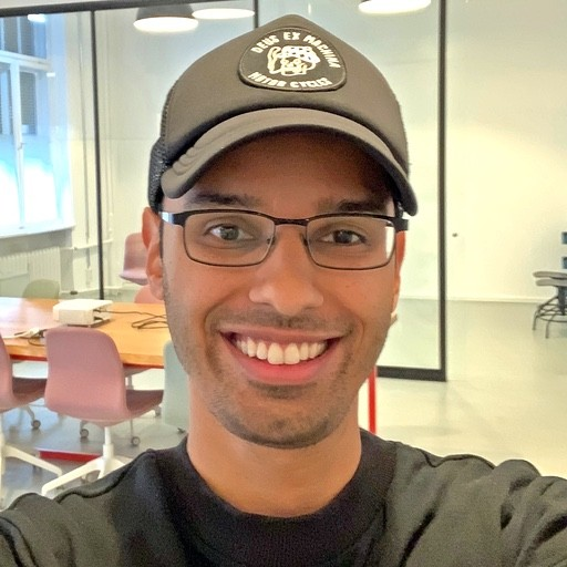 Robin Pratap avatar image