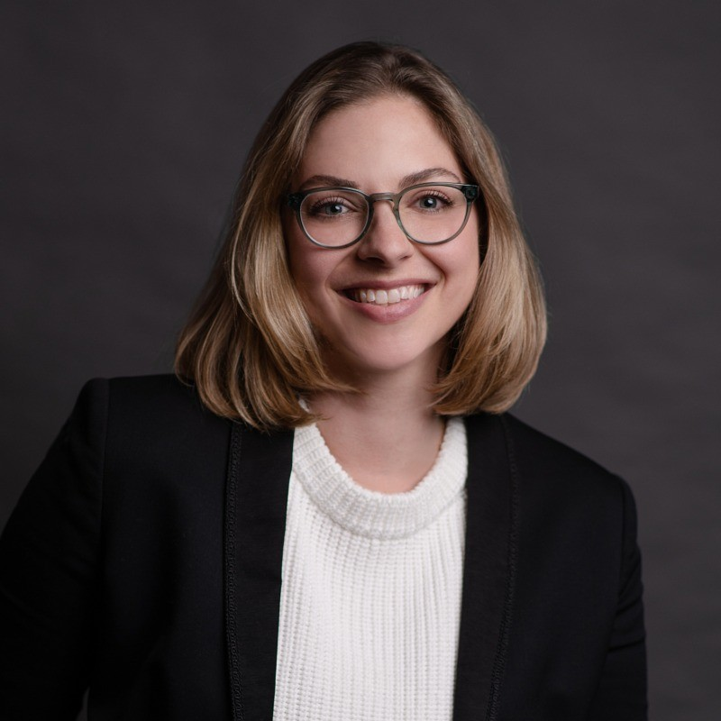 Emily Simoes avatar image