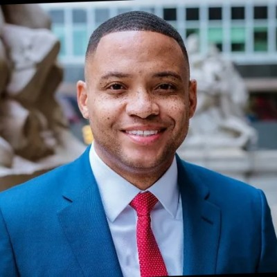 Ian Straughter avatar image