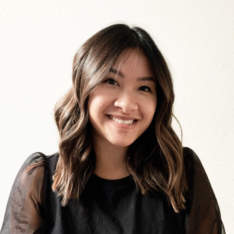 Yvonne L. avatar image