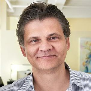 William Gadea avatar image