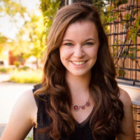 Elizabeth Lyne avatar image