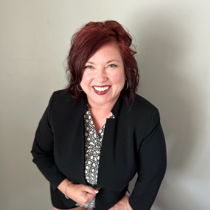 Kelly Armstrong avatar image