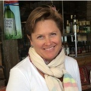 Elizabeth Terry avatar image