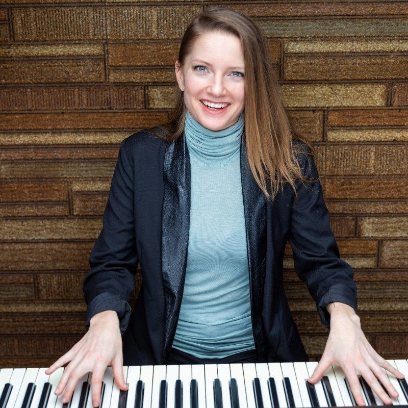 Lindsay Burstedt avatar image